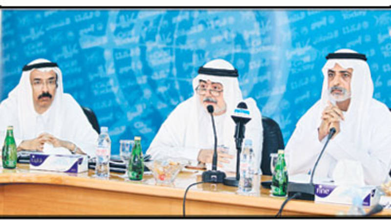 نهيان بن مبارك: الإمارات مركز محوري للاقتصاد العالمي