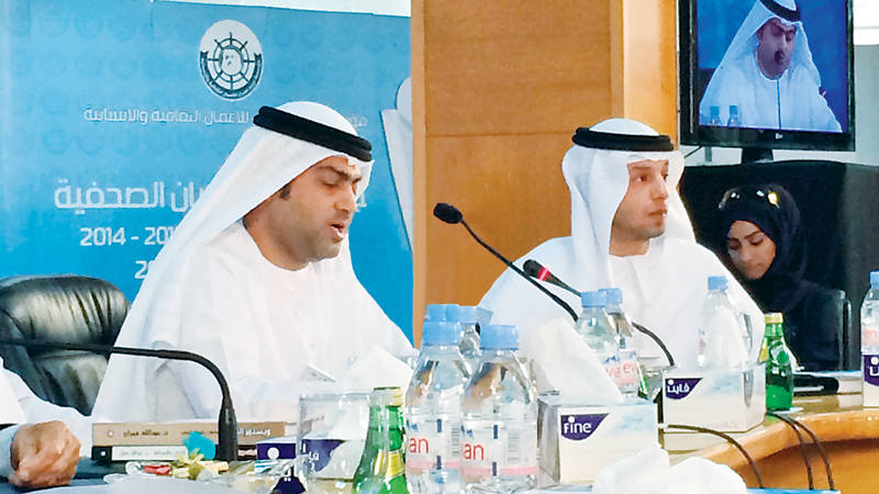 خالد عبدالله تريم: راية "الخليج" تبقى خفاقة سياسياً ومهنياً وأخلاقياً